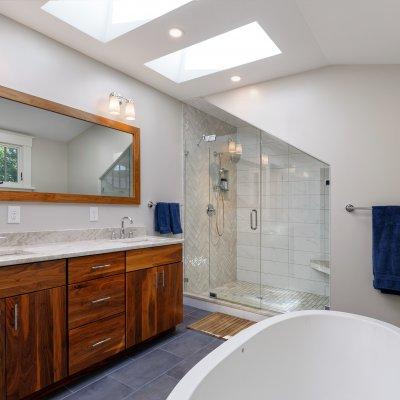 Hyde Park Master bathroom Wilcox Architecture